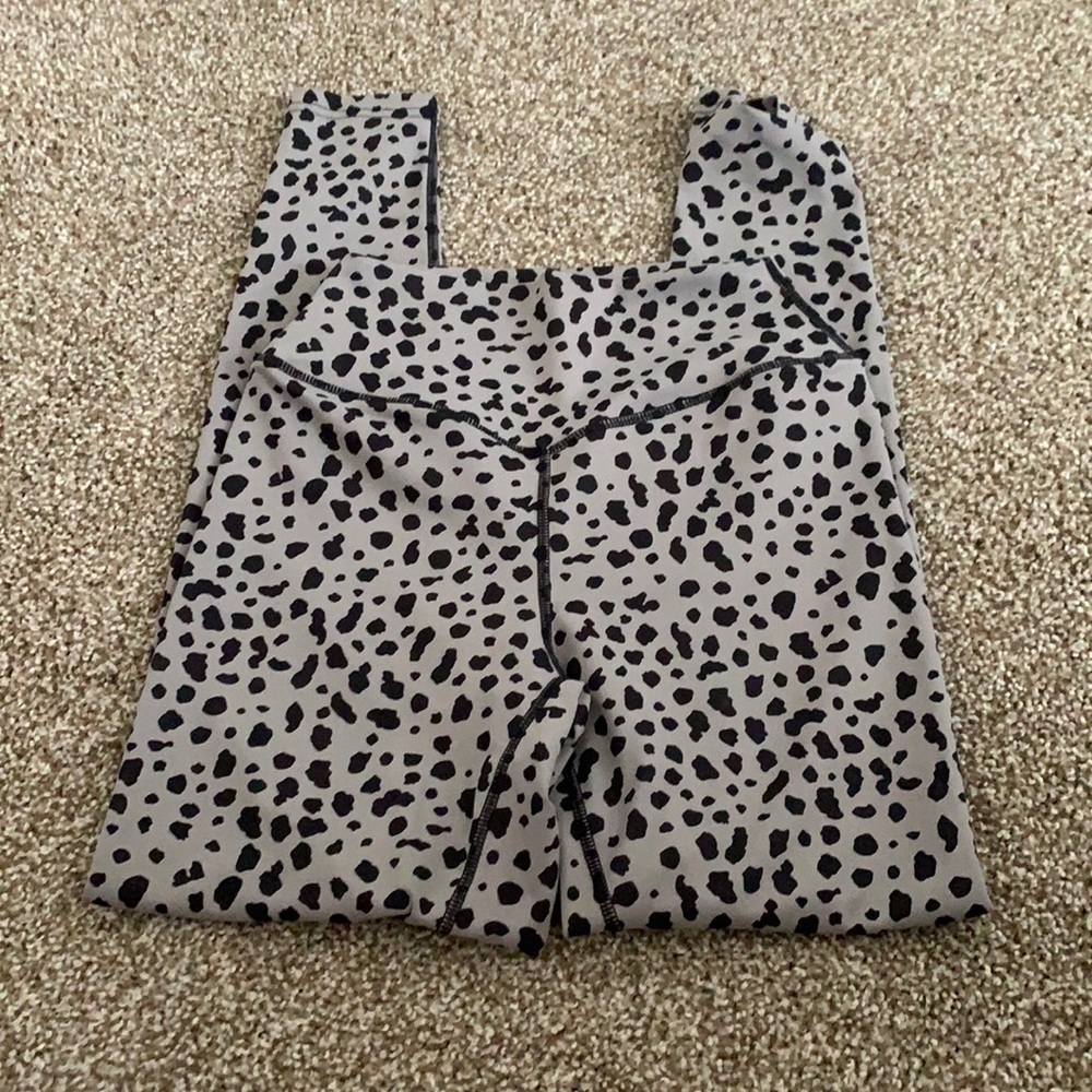 Balance Athletics Snow Leopard Midnight Leggings